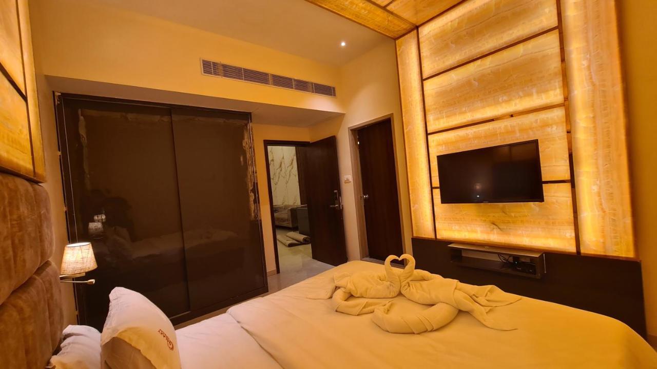Galaxy Club & Hotel Bijapur  Exterior photo